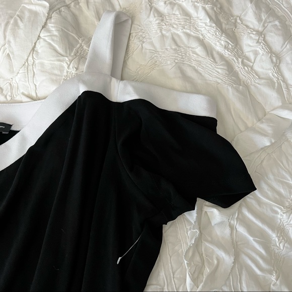 INC. blouse - Picture 2 of 3